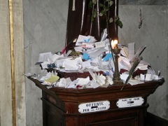 foglietti votivi